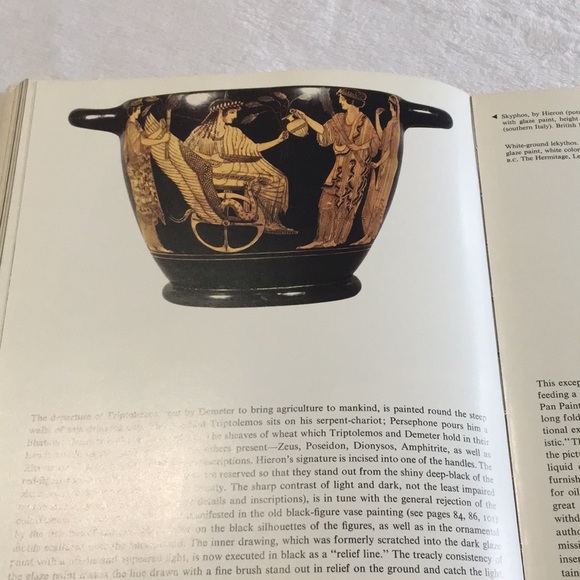 Art of Crete, Mycenae, & Greece. 7 1/2”x9” coffee table book by German Hafner - Picture 6 of 16